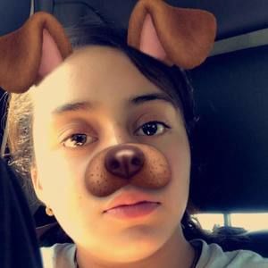 Meet your Posher, Itzel